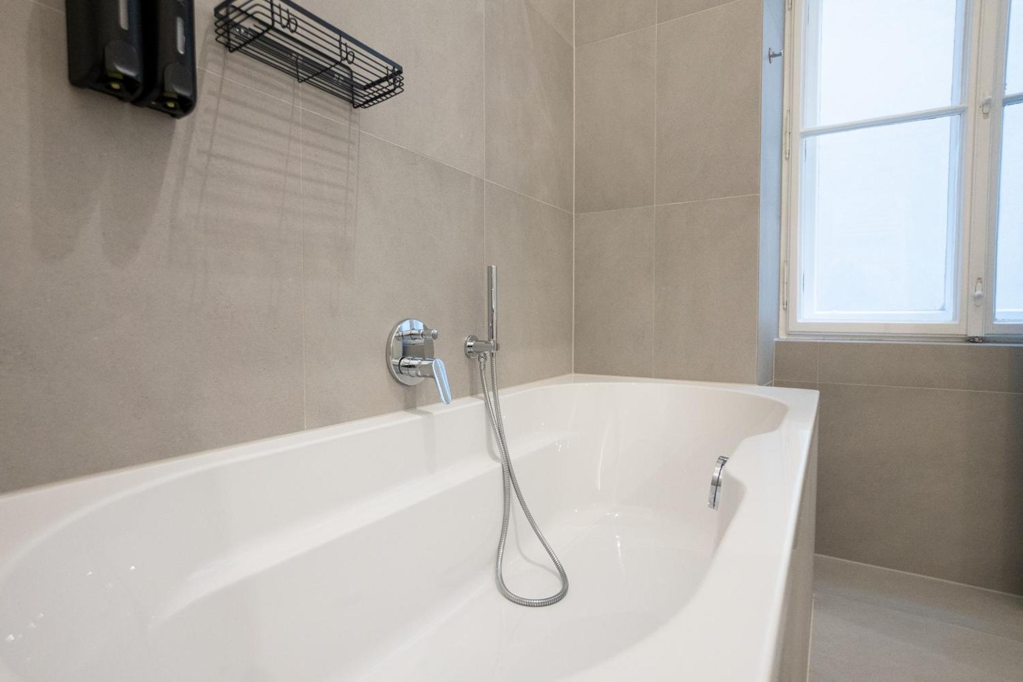Stylish & Modern 90m2 Flat In Prime Location * Wien