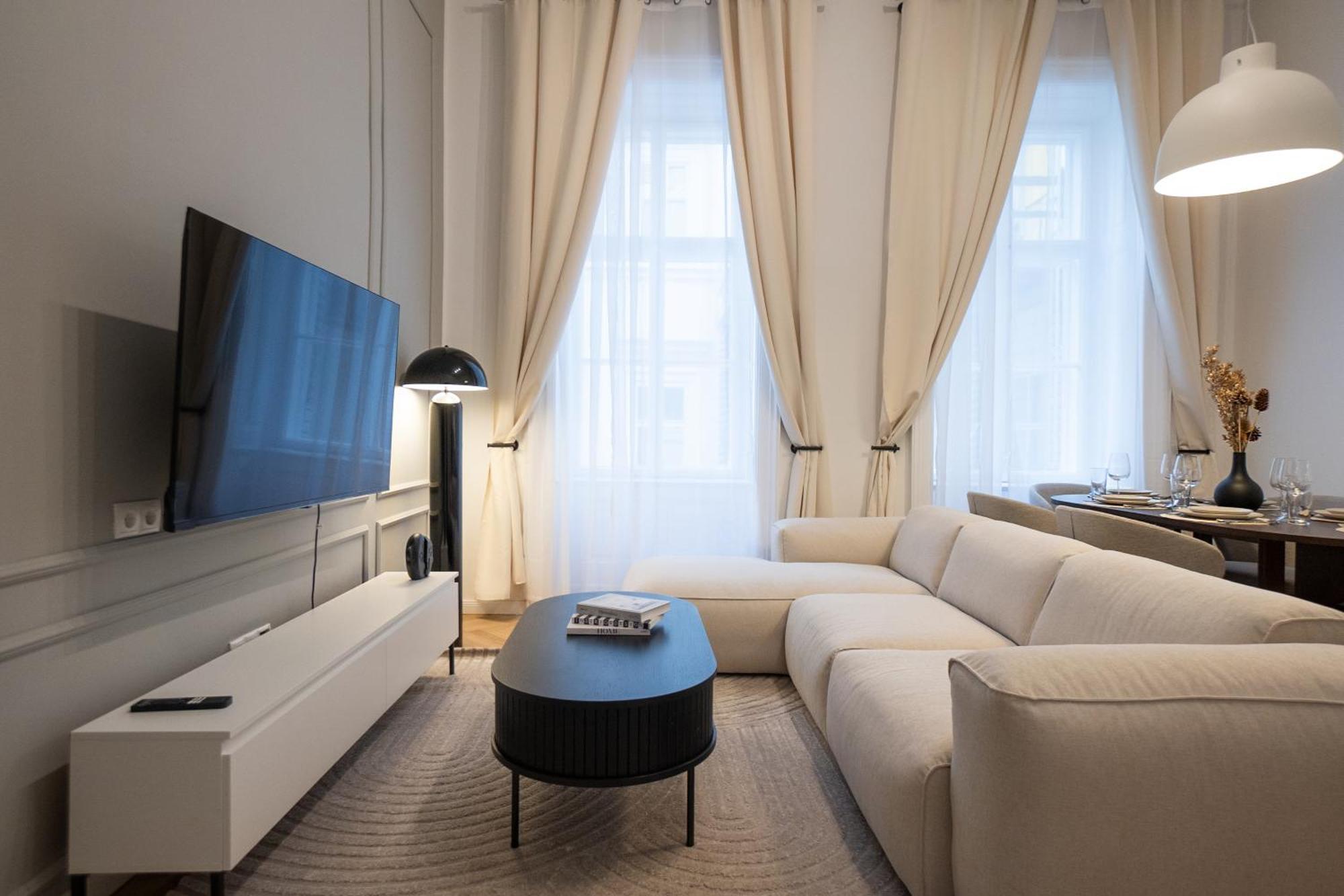 Stylish & Modern 90m2 Flat In Prime Location Apartment Wien